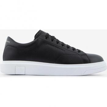 Zapatillas Armani Exchange de hombre en piel Action negro con suela a contraste