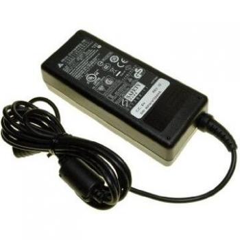 Toshiba K000099630 65W 3‑in‑1 Charging Hub