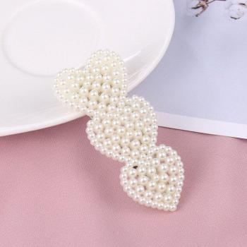 Accesorio de peinado con perlas