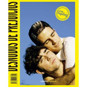 Desnudos De Prejuicios