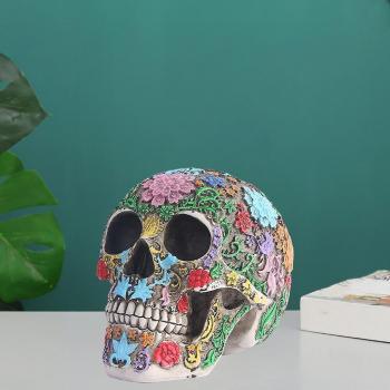 Sculpture de crâne de sucre, décor sombre – Halloween