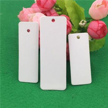 Étiquettes Personnalisées en Kraft Blanc – 200 Unités pour les Souhaits et Notes de Prix
