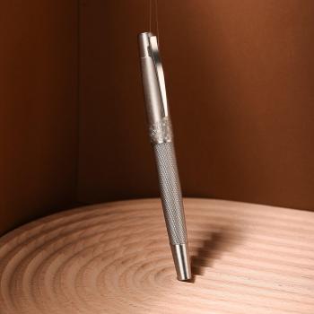 Pluma Estilográfica Hongdian 6013 con Textura Hermosa y Clip