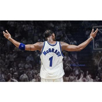 Diseño de Tracy McGrady en tela satén – 23 × 14 pulgadas