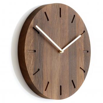 Horloge murale en chêne chêne fumé-laiton Applicata Watch Out