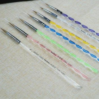 Pluma de Pintura Seven con Cabeza Redonda