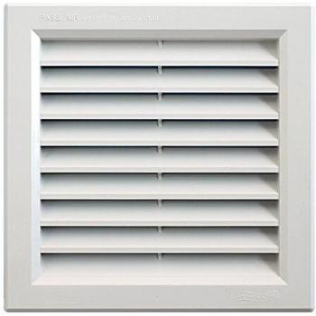 Grille ventilante PVC encastrée 189 × 189 mm, fermeture sécurisée et moustiquaire