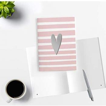 2er Set Notizheft DIN A5 (blanko) in rosa mit 2 verschiedenen Herz-Motiven und jeweils 40 Seiten in weiß mit 120 g Papier. Vorderseite mit hochwertiger Silberfolien-Veredelung.