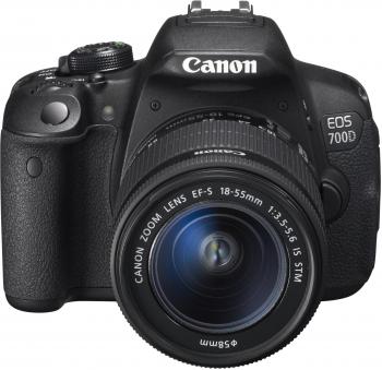 Canon EOS 700D (Kit) – Sensore CMOS 18 MP, Full HD, Touchscreen