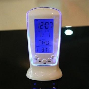 Digitaler Wecker mit Hintergrundbeleuchtung, Thermometer, Kalender und Schlummermodus