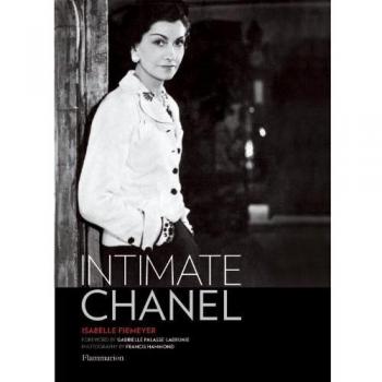 Intimate Chanel