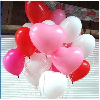 Decoración Fiesta 10 Globos Corazón Blanco y Rojo 100 Unids