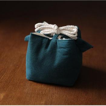 Bolsa Mediana de Tela para Tetera y Accesorios de Té