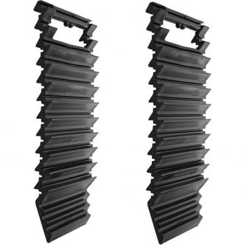 2x Winter Car Tire Chains with Nonslip Pads and Snow Shovel