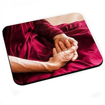 Souris Méditative : Mains du moine en zazen