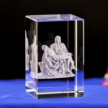 Crystal Engraved Jesus Figure