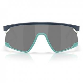 Oakley BXTR 928018: Occhiali da sole in stile Pacific Trail, lenti Prizm Black