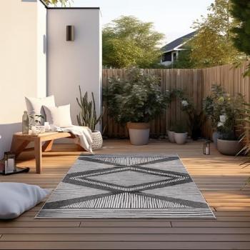 Outdoor/Indoor Gemini Geometric Carpet – 120x170 Black