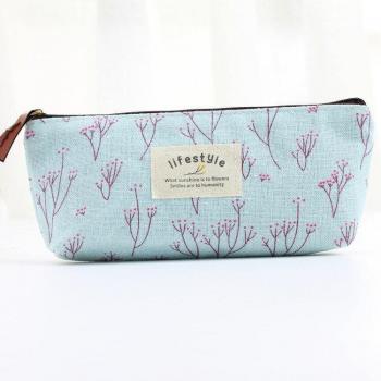Lovely Fabric Flower Zipper Case