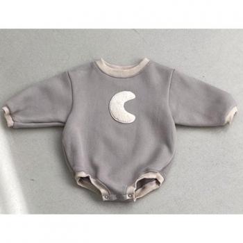 Luna en Algodón: Body de Manga Larga para Nueva Vida