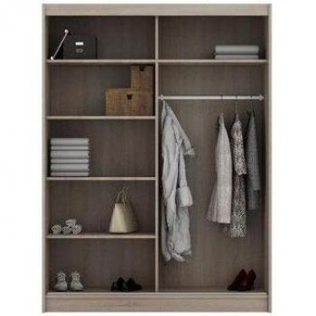 Eleganter Hochschrank in Beige für das Schlafzimmer