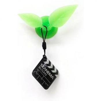 Leaf Design Toothbrush and Key Holder