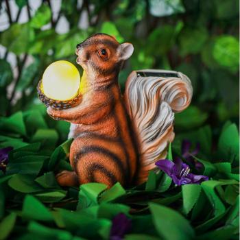 Brown Solar Squirrel with LED Acorn