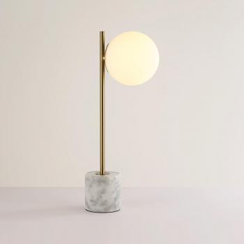 Lámpara de mesa LICRU bola de cristal