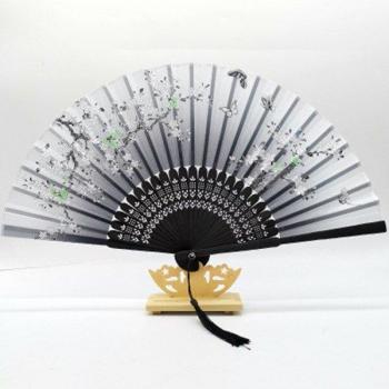 Decoración Tradicional: Ventilador de Seda