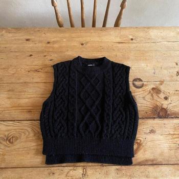Retro Leaf Pattern Infant Cardigan