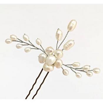 Pearl wedding accessories