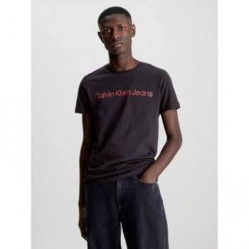Camiseta Calvin Klein Jeans negra con logo rojo para hombre