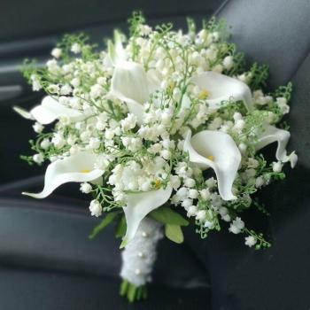 Boda 10 Pulgadas: Ramo Sintético de Flores Campanas