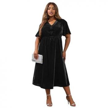 Robe de Fête en Velours Noir à Nœud de Yours Curve