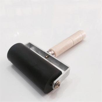 Compact Rubber Brayer for Painting and Stamping