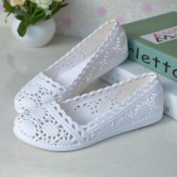 Summer Breeze Closed Toe Sandals