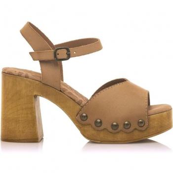 Calzado Lifestyle marca Mustang modelo 53903-C5575 para mujer en color marrón