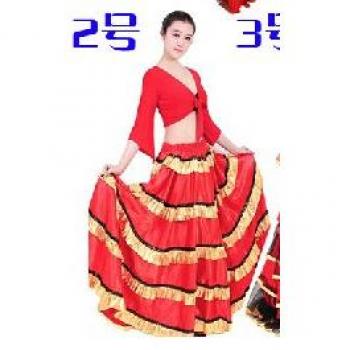 Vestidos de flamenca en negro y rojo para niñas