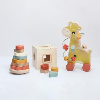 Jeux d'éveil en bois