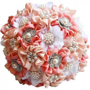 Bouquet de demoiselle d'honneur en rose scintillant