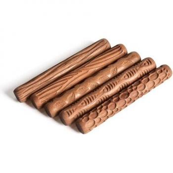 Pinceles y Rodillos de Madera para Cerámica Artística