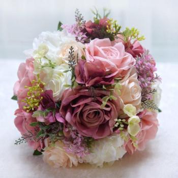 Natural Peony Bridesmaid Bouquets
