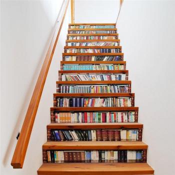 Decoración de escaleras con pegatinas 3D