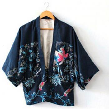 Tops de estilo japonés para mujer