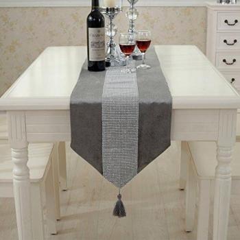 Jianyana Table Runner Elegante: Fattura a Mano, Tovaglia Naturale, Striscia di Diamanti