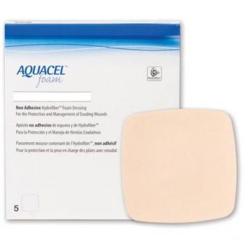 AQUACEL Foam Non Adhésif 17.5 x 17.5 cm