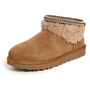 Botín de Piel UGG Classic Ultra Mini Maxi Curly Marrón (37) Plano