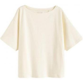 T-shirt décontracté boxy avec épaules larges, coton blanc crème