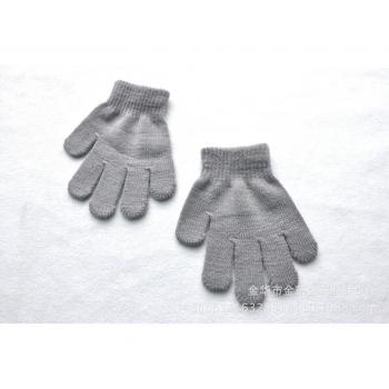 Freundliche Strickhandschuhe für kleine Entdecker
