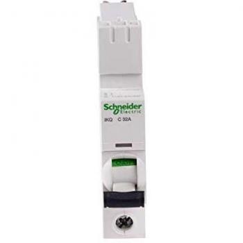 Schneider Electric IKQ 32A Single Pole 10kA C Curve MCB SE10C132